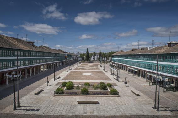 Almagro Suite-A Un Paso Exterior foto